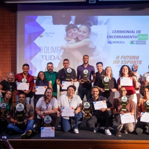 Emoção e reconhecimento marcam o encerramento dos Programas Olimpíadas Estudantis e InterCEUs 2025